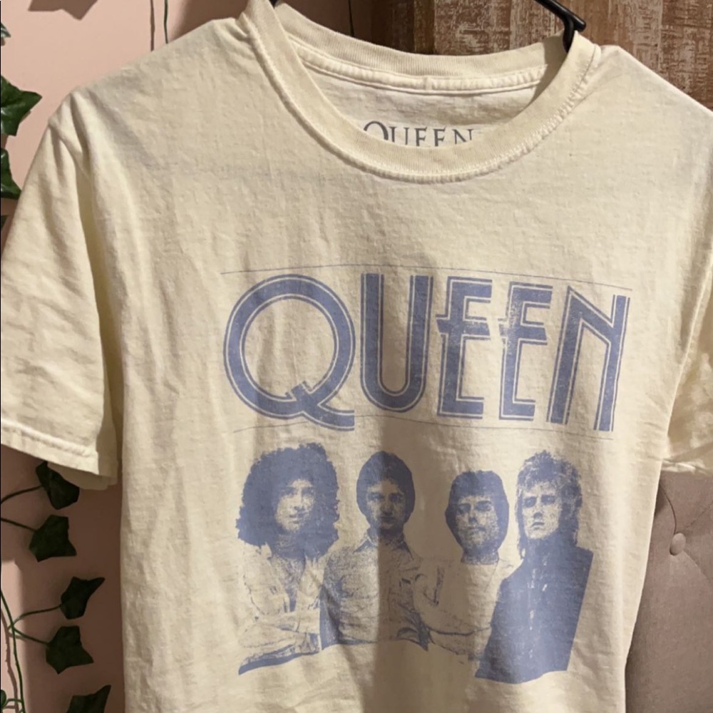 Queen shirt